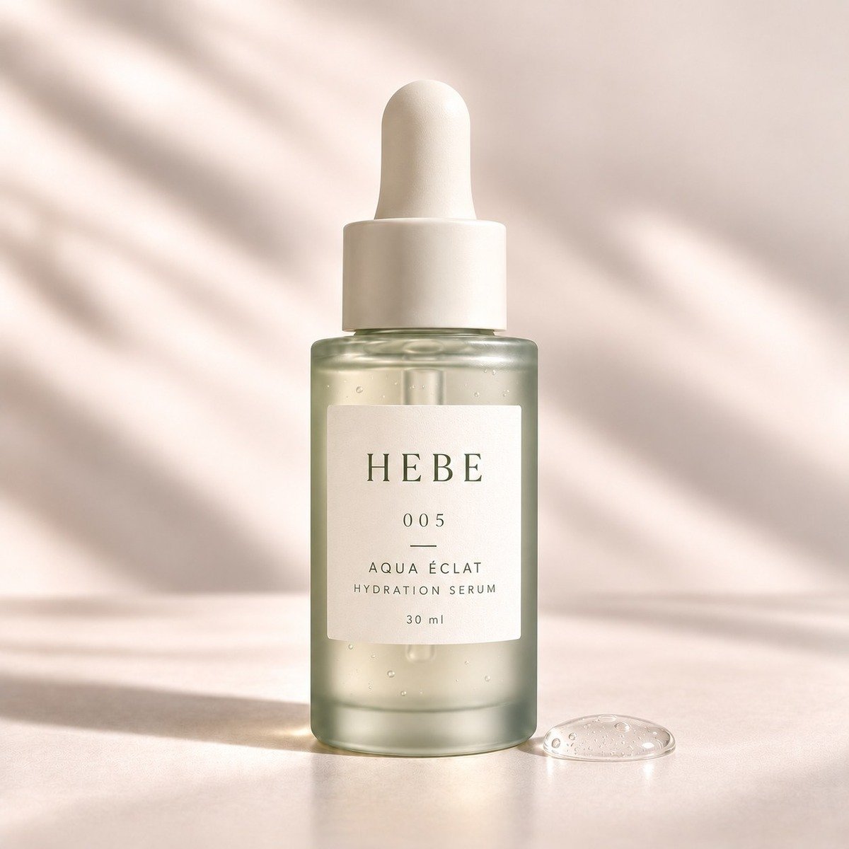 Aqua Éclat Hydration Serum, 30 ml, dropper bottle.
